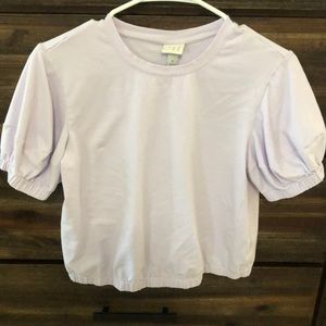 Puffy sleeve t-shirt